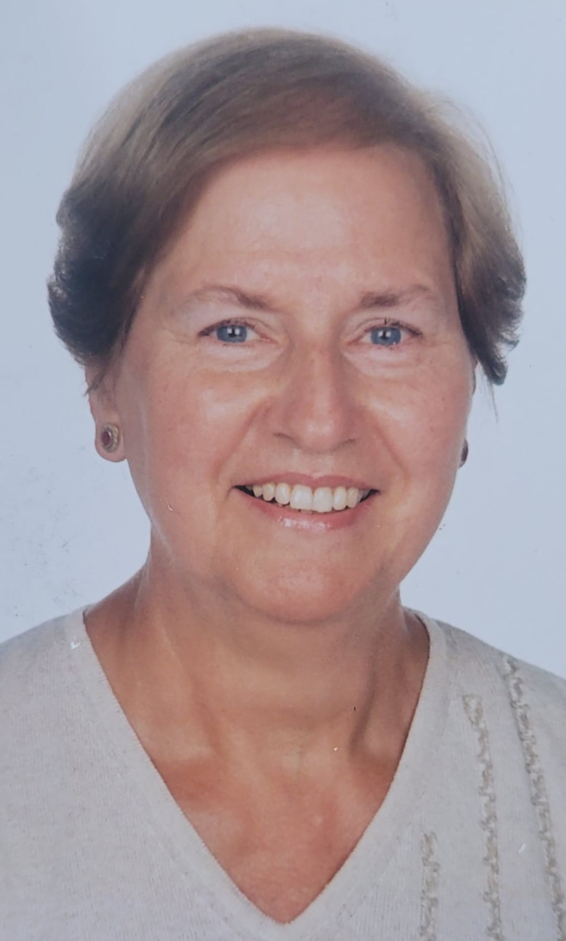 MARI CARMEN ROLLAND ANACABE | Bizkaia