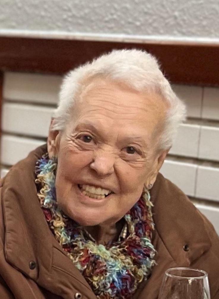CONSUELO MENDIOLA MURUA | Gipuzkoa