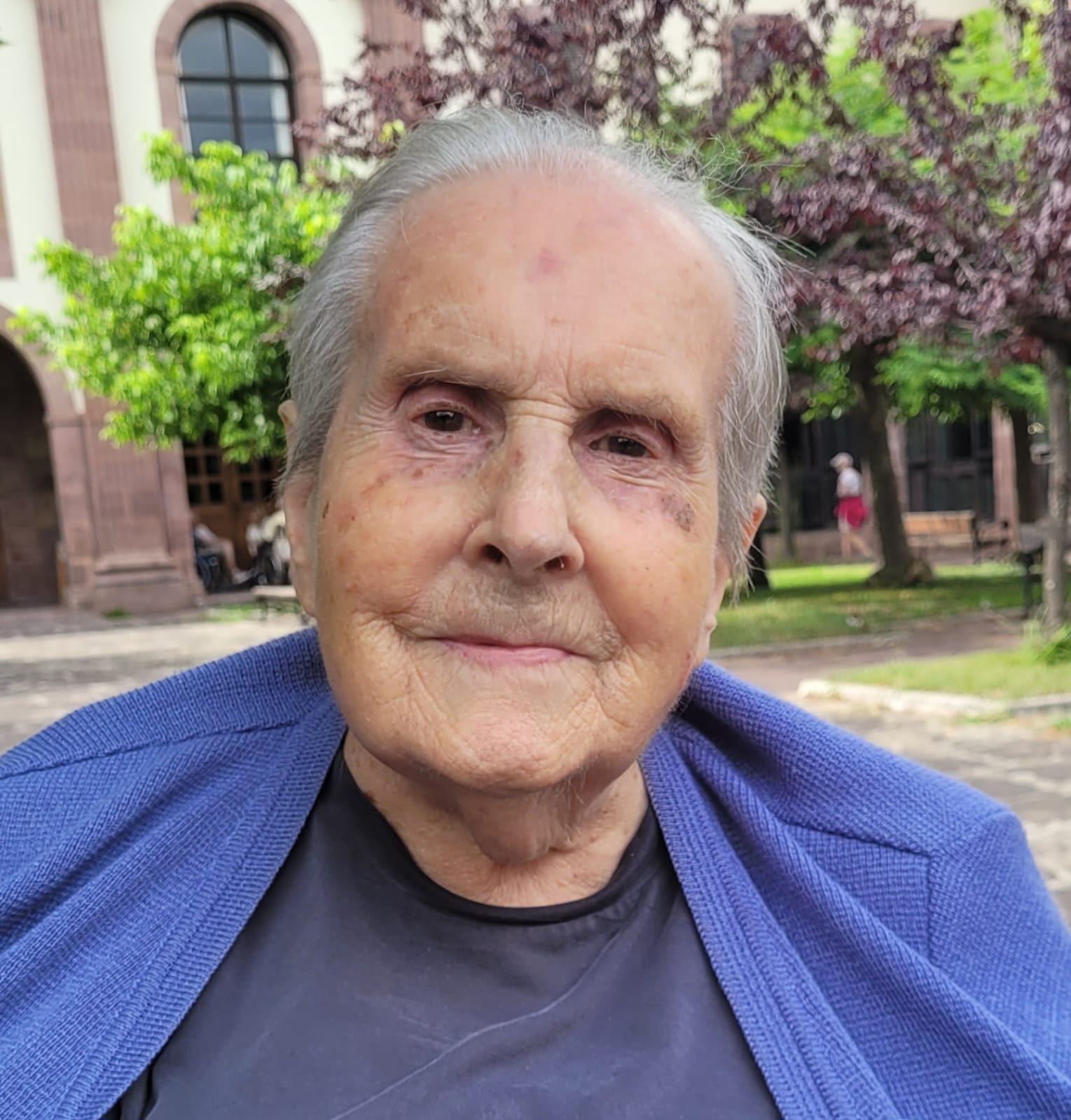 MARIA  TERESA EZURMENDIA HUALDE | Navarra