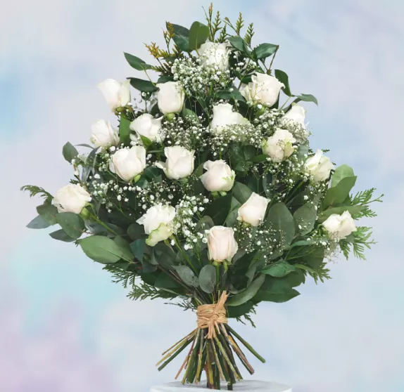 ramo 18 rosas blancas_floristeria tanatorio