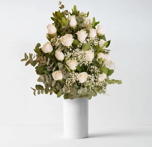 Ramo de 18 rosas blancas