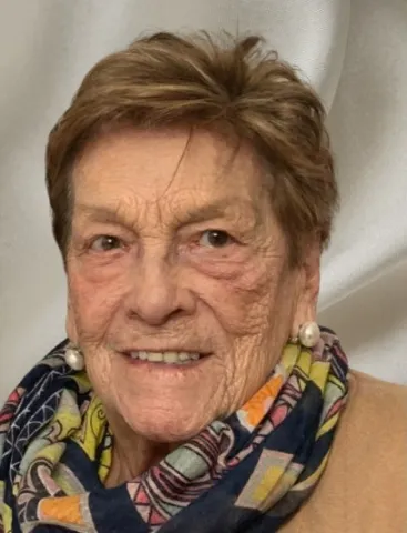 MARIA BEGOÑA ARTAMENDI ERRASTI