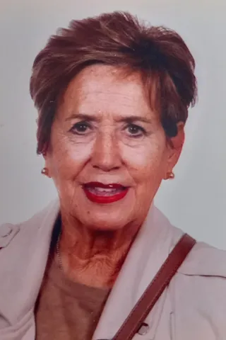 MARIA ESTHER CHAURRI JUAN