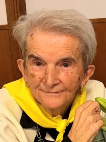 Mª LUISA "Mª Tere" AZURMENDI IZAGUIRRE