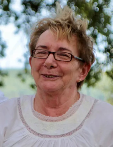 VICTORIA SANTAMARÍA CURIEL