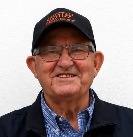 AMADOR LEÓN MACHO