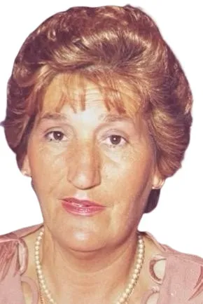 JULIA CALVO CHARLES