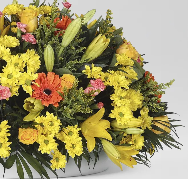 Centro de flor amarilla