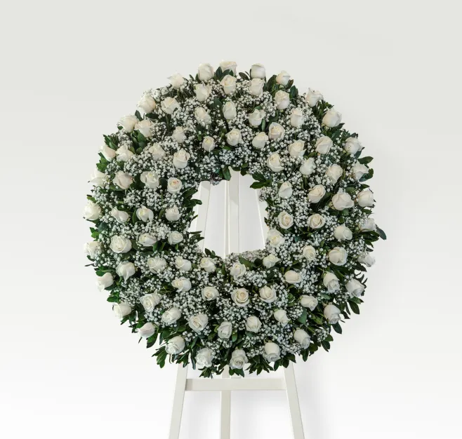 Corona de Rosas Blancas