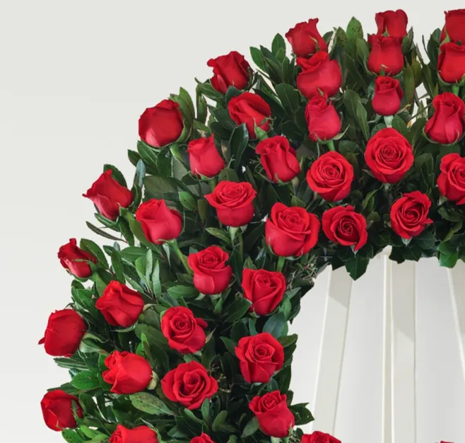 Corona de Rosas Rojas