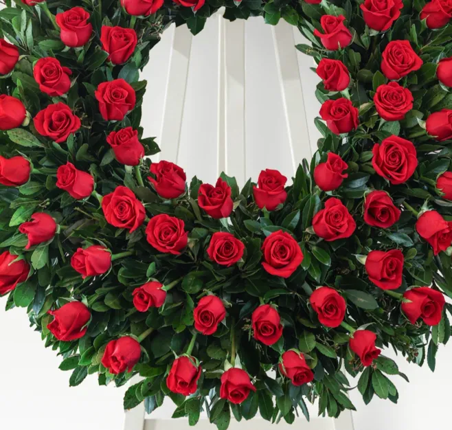 Corona de Rosas Rojas