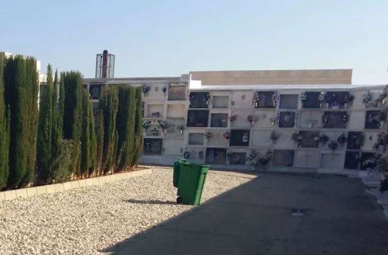 CEMENTERIO ALCALÁ DE GUADAIRA